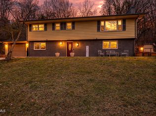 155 Santa Monica Rd, Bristol, VA 24201