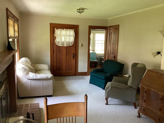 5th image of 408 Kingsley Ave