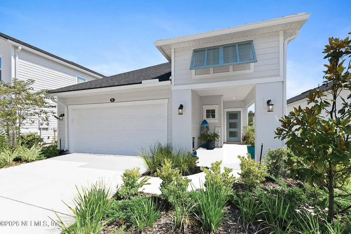 3 bed, 2.0 bath, 1864 sqft, $2,695 — Photo 2