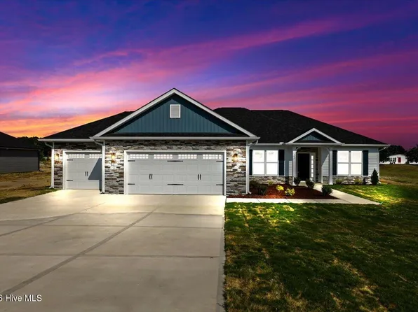 102 Brighton Street, La Grange, NC 28551