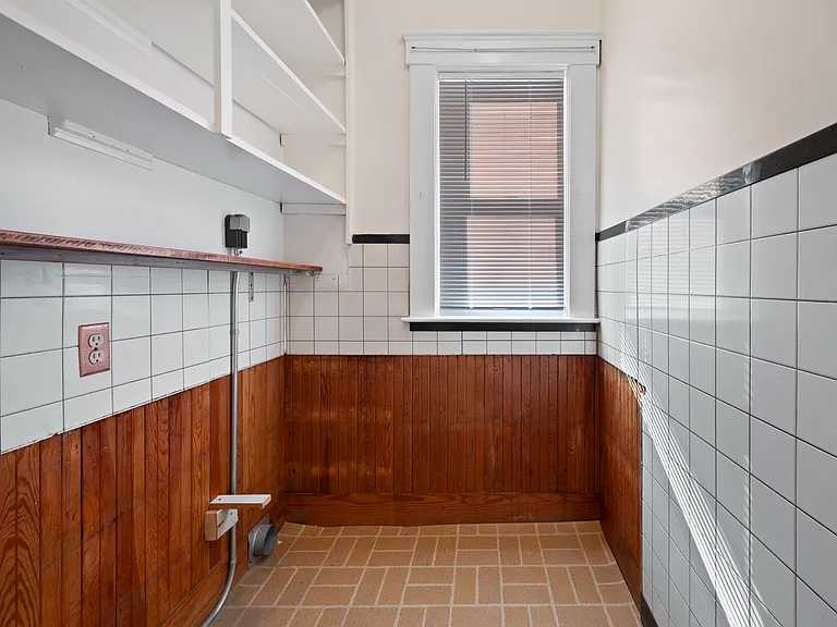 64 West St #2 — Photo 6