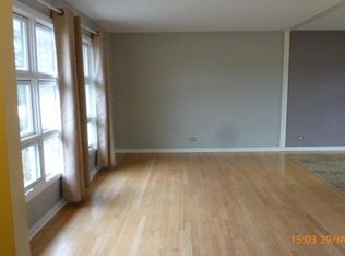 721 Dodson St, Geneva, IL 60134