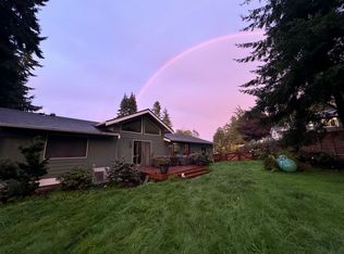 4975 Bakerview Rd, Oak Harbor, WA 98277