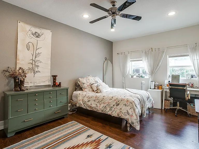 3217 Lubbock Ave — Photo 22