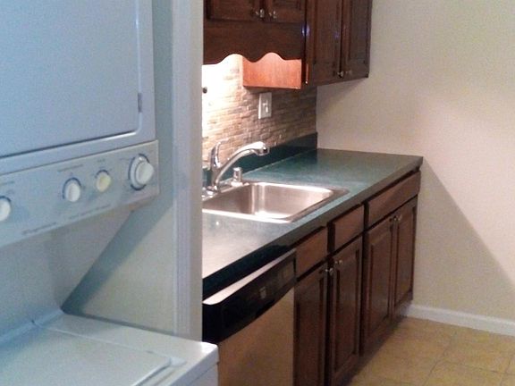 5th image of 3503 Lodge Ln APT 208