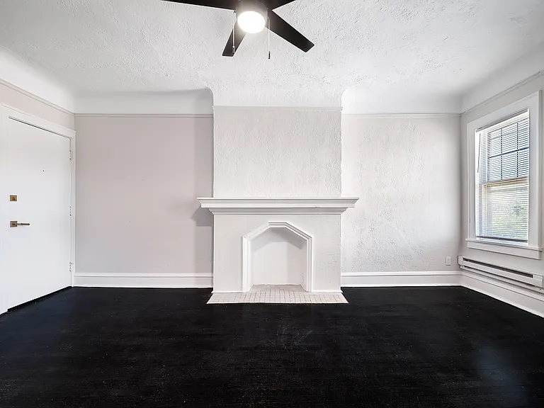 2373 Euclid Heights Blvd #4 — Photo 9