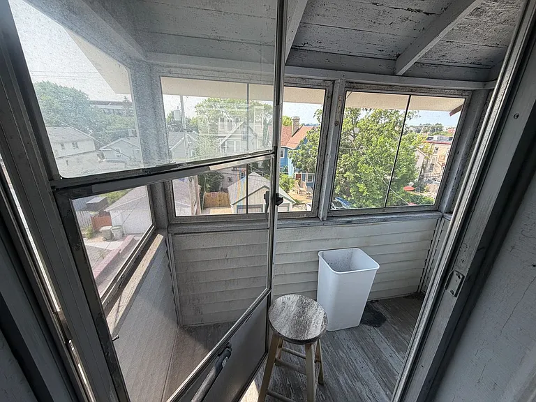 1675 N Marshall St — Photo 12