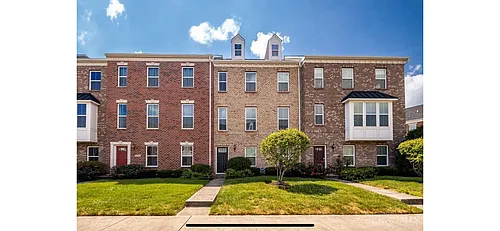 9557 Cobblestone Walk Photo 1