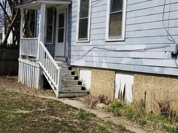 3745 N 6th St, Milwaukee, WI 53212
