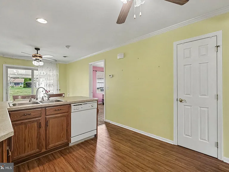 24 Mel Ron Ct — Photo 12