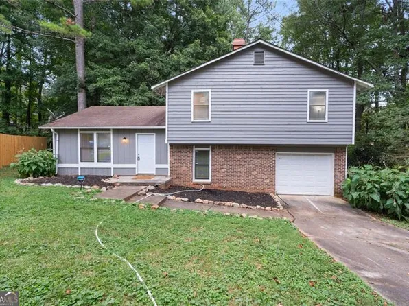 4069 Daron Ct, Ellenwood, GA 30294