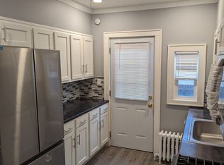 35 Harlem St APT 1, Rochester, NY 14607