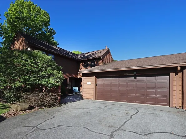 296 Higgins Dr, Baldwinsville, NY 13027