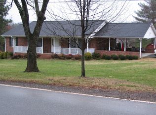 6377 Holder Rd, Clemmons, NC 27012