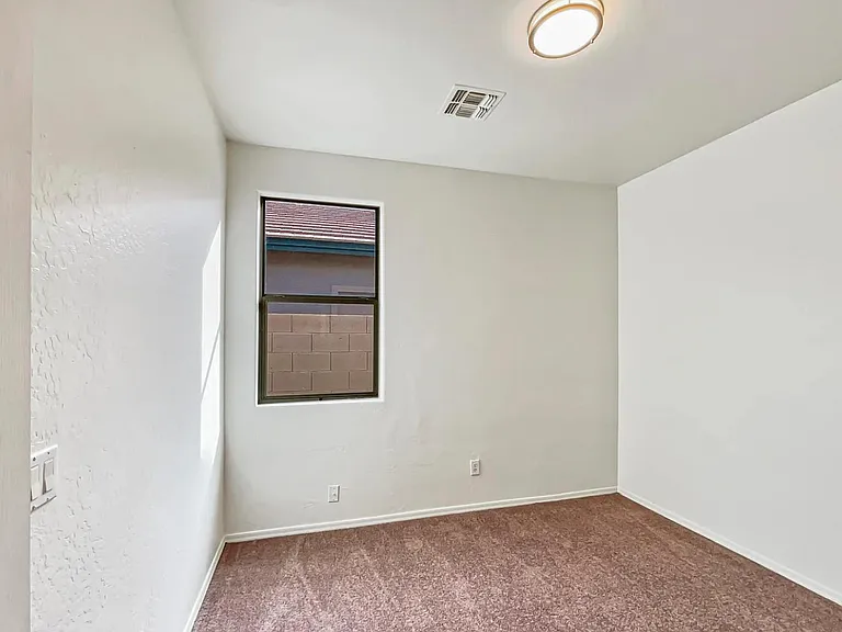 3732 W Glass Ln — Photo 10