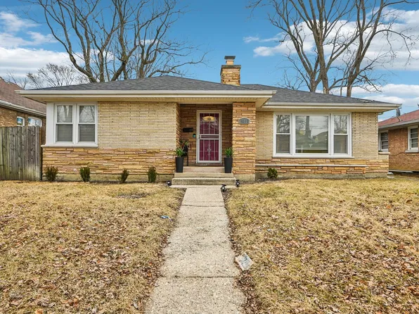 15811 S Marshfield Ave, Harvey, IL 60426