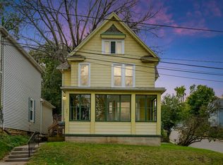2071 N Main St, Dubuque, IA 52001
