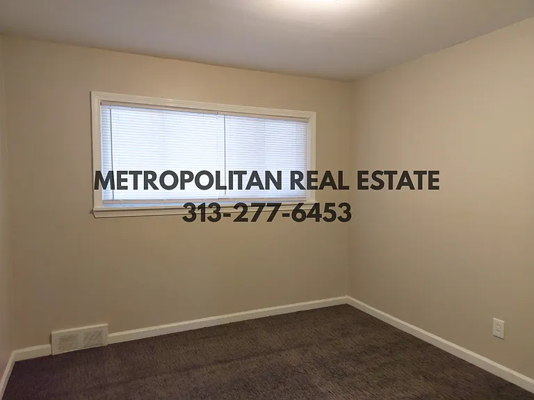 32971 Kathryn St — Photo 8