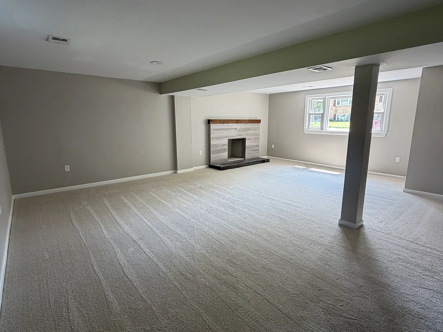 2 bed, 1250 sqft, $1,900 — Photo 4