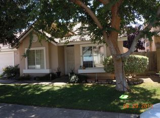 296 W El Paso Ave, Clovis, CA 93611