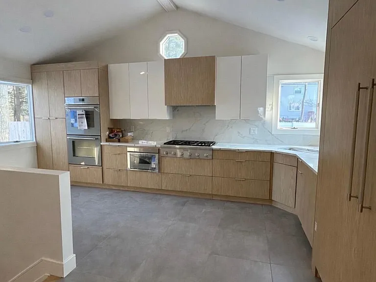 20 Roslyn Dr — Photo 3