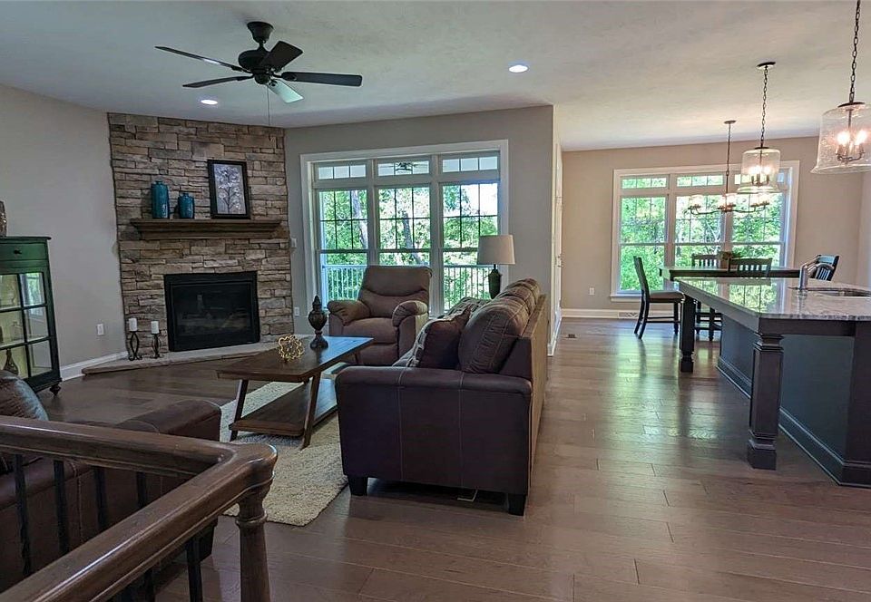 1st image of 847 Hearthstone Cir