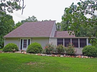 2302 Holly Rd, Seneca, MO 64865