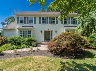 14 Wilkinson Rd, Randolph, NJ 07869