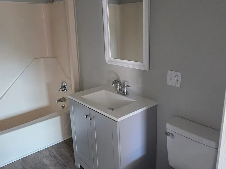 941 Chadwick Dr #3 — Photo 8