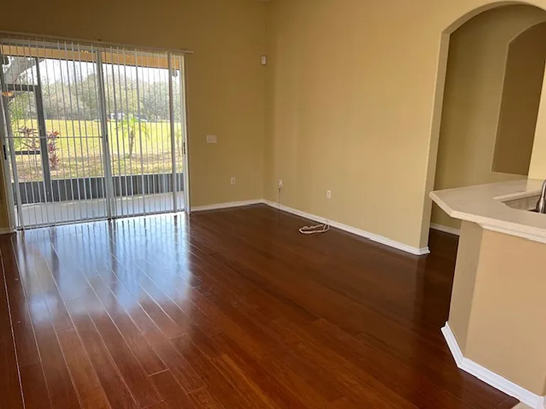 1046 Napolean Way — Photo 16