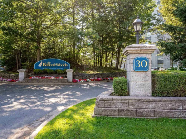 30 Brookdale Cres #802, Dartmouth, NS B3A 4T7