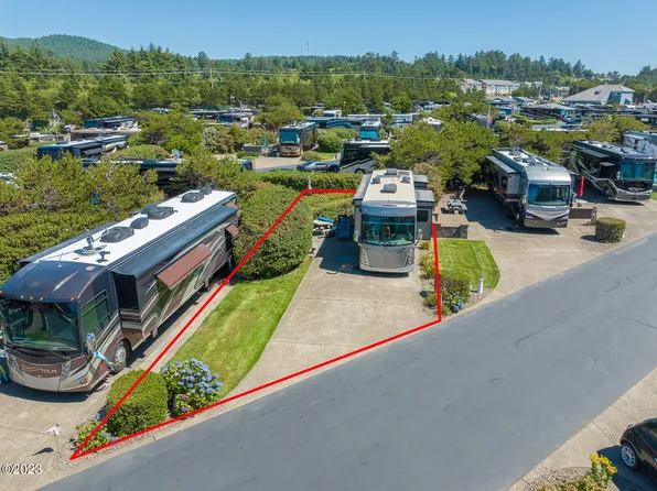 6225 N Coast Hwy #46, Newport, OR 97365