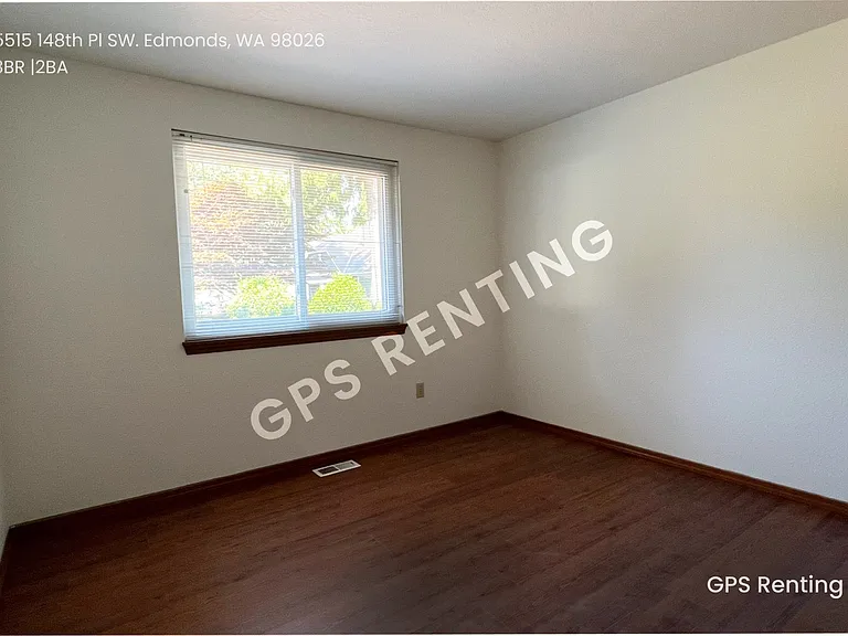 5515 148th Pl SW — Photo 9