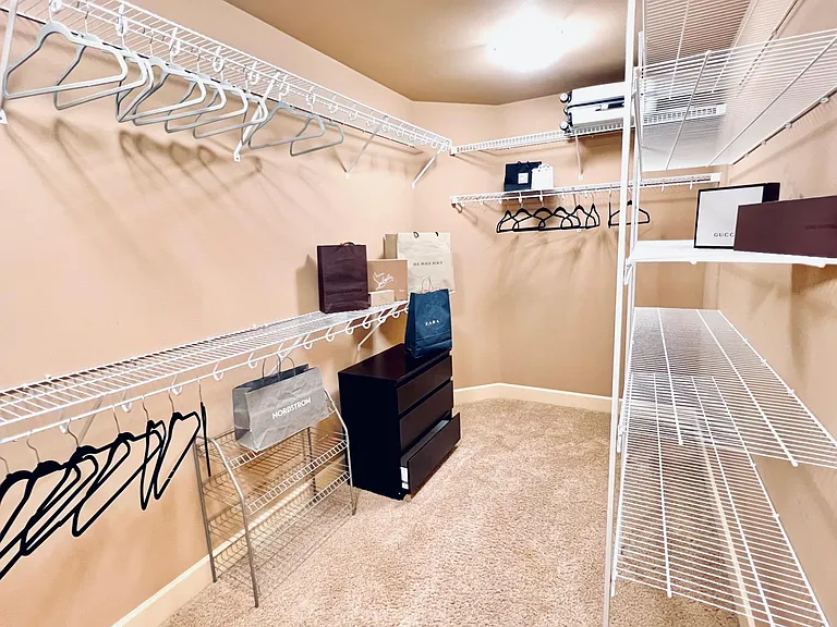 Walk-in closet