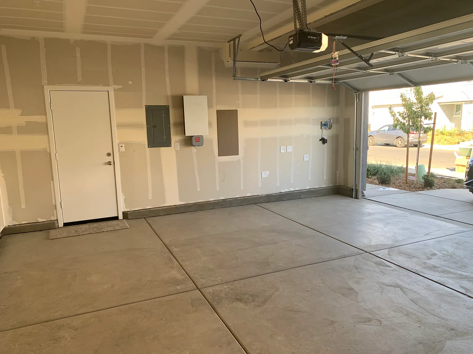 3 bed, 2.5 bath, 1778 sqft, $3,290 — Photo 4