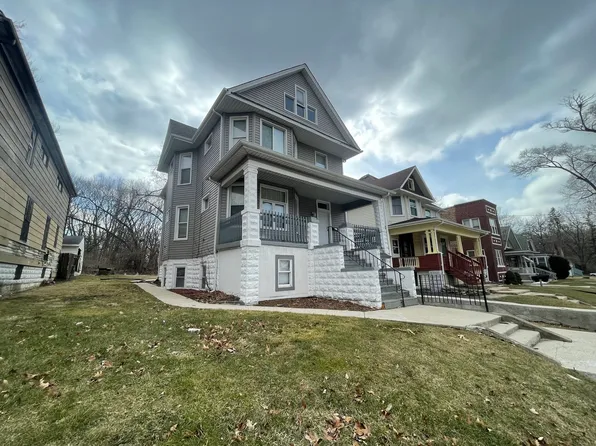 130 Hickory St, Chicago Heights, IL 60411