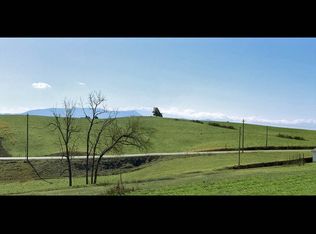 1924 Hammer Rd, Dandridge, TN 37725