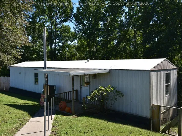182 Upward Way, Red House, WV 25168