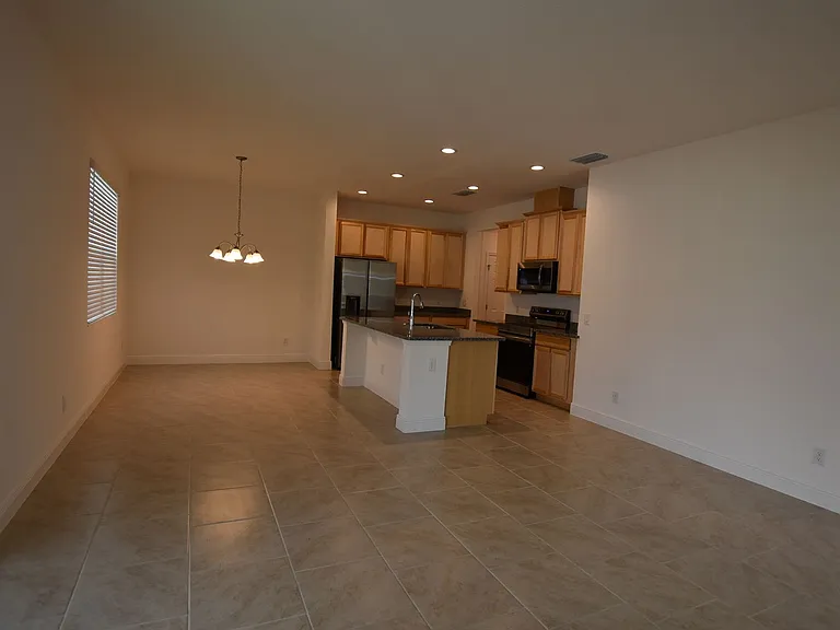 1845 Ross Hammock Ave — Photo 5