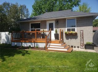 5425 Otto St, Ottawa, ON K0A2W0