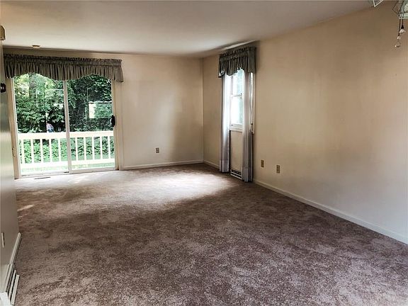 5th image of 506 Woodhaven Ct #506