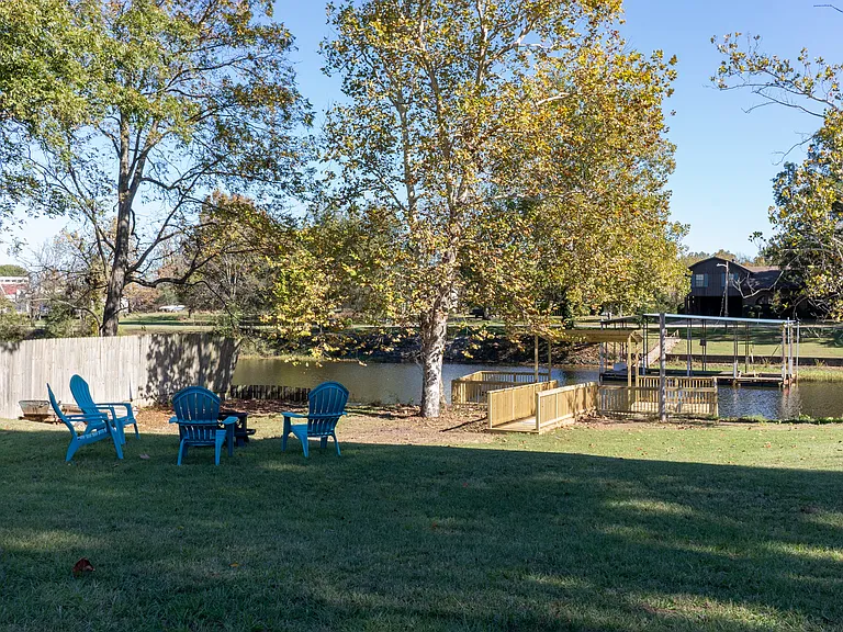 3109 Riviera Dr — Photo 7