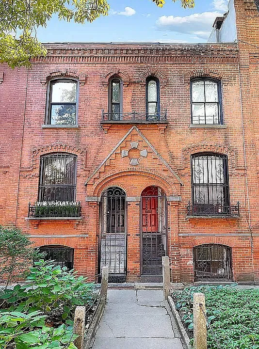 23 Warren Pl #1