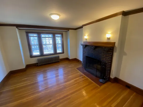 24 Alewife Brook Pkwy #2, Cambridge, MA 02140