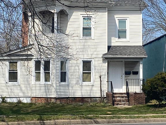 3rd image of 470 Atlantic Ave APT 2