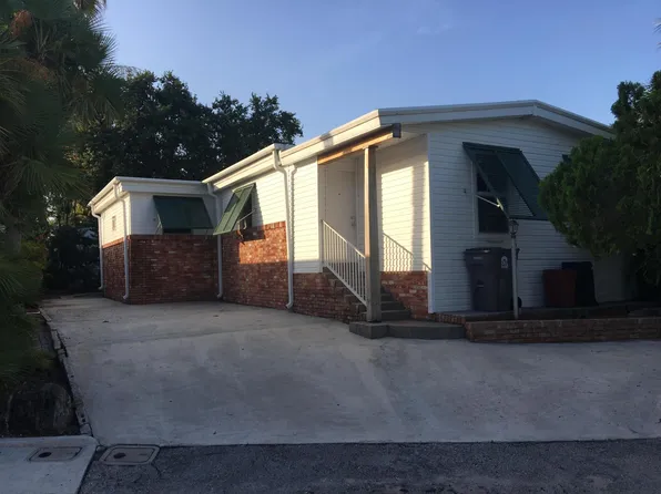 2911 Tangerine Lane, West Palm Beach, FL 33403