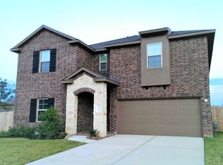 126 Meadow Mill Dr, Conroe, TX 77384