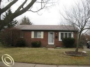 9523 Washington St, Romulus, MI 48174