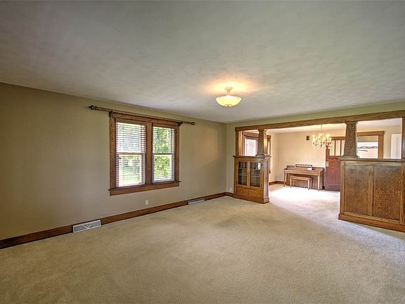 5th image of 3191 N Bearsdale Rd