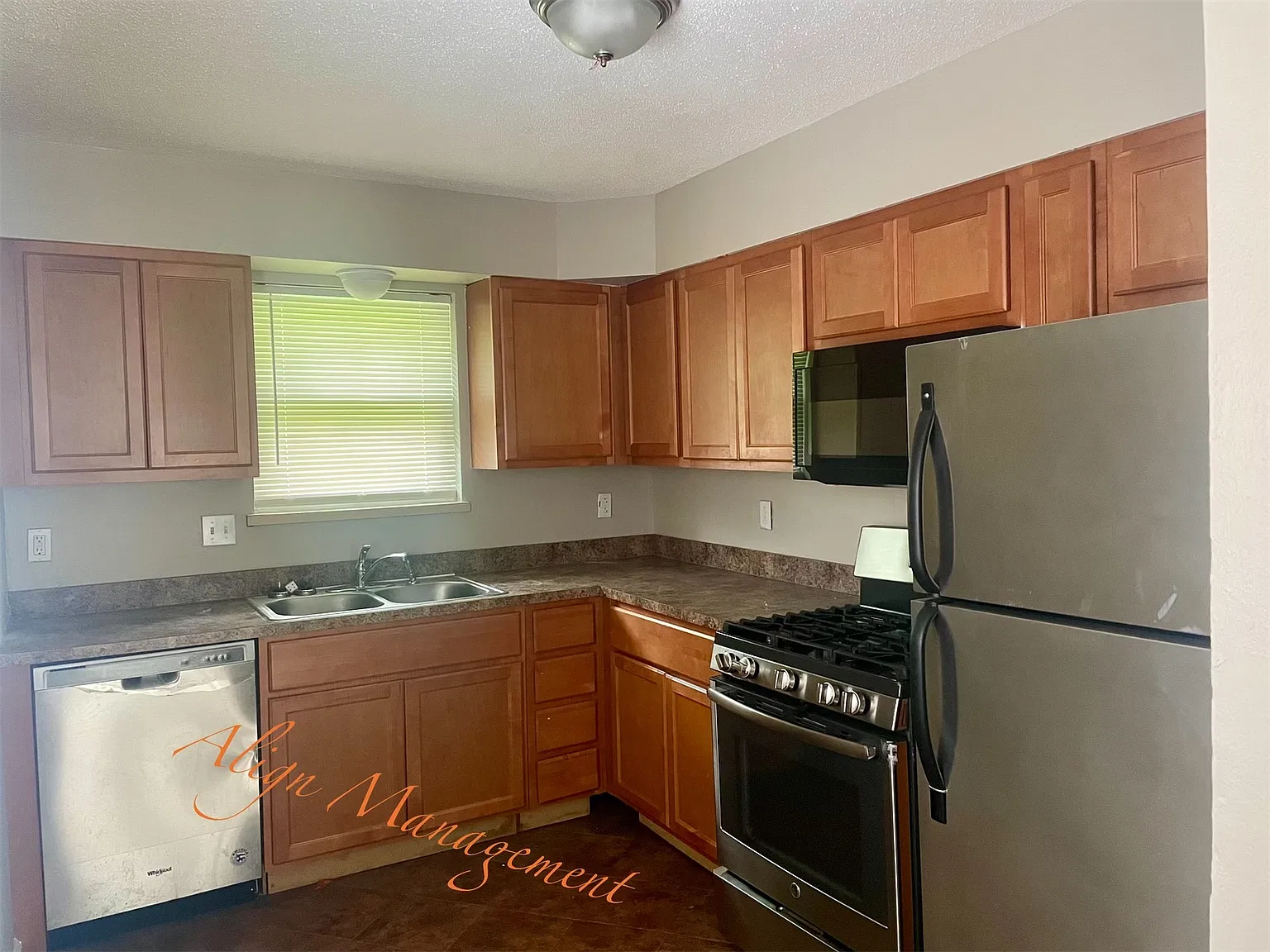 9127 Marymark Ln — Photo 2